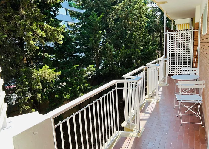 Dulcamara Boutique Apartments - Blue Velvet